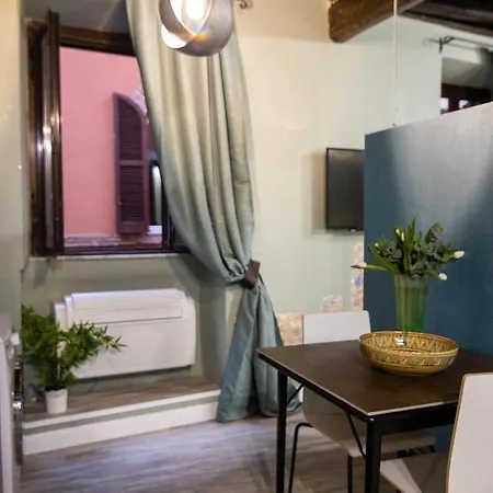 アパート Romeathome Deluxe Campo Dei Fiori