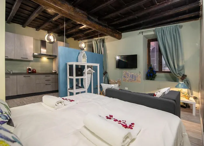 아파트 Romeathome Deluxe Campo Dei Fiori