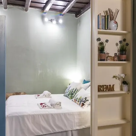 Romeathome Deluxe Campo Dei Fiori Апартаменты